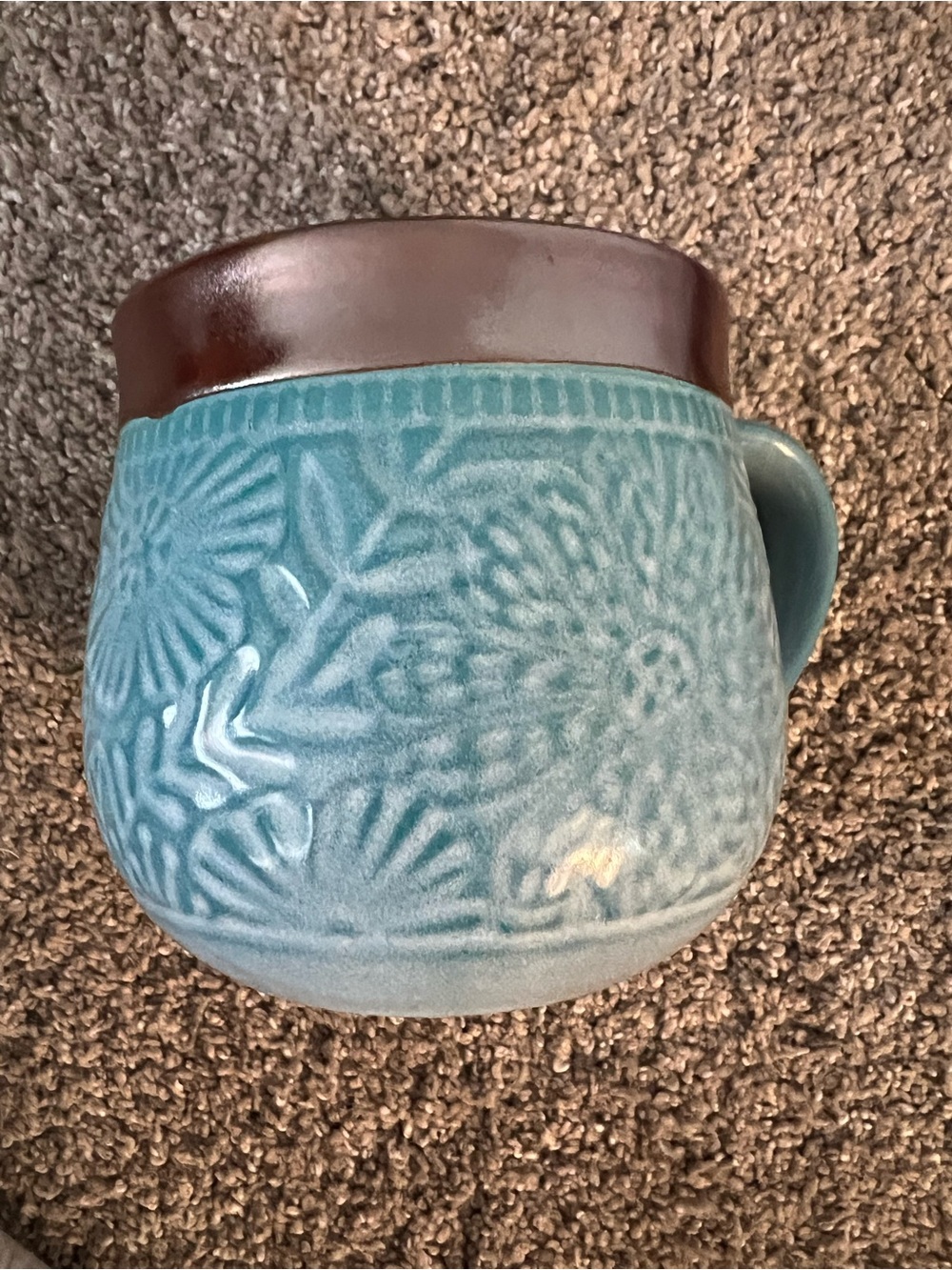 Potter’s Corner Ceramic Floral Embossed Mug